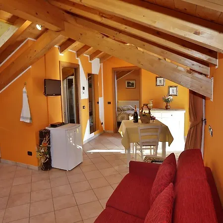 Apartment Casale Fe-Wo - Appartamenti Con Vista Lago Cannero Riviera